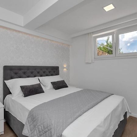 Apartman Pelagos Zivogosce Exterior photo